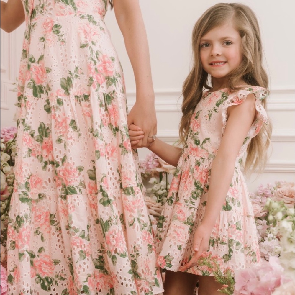 🌸- Rachel Parcell Eyelet Fit And Flare Dress